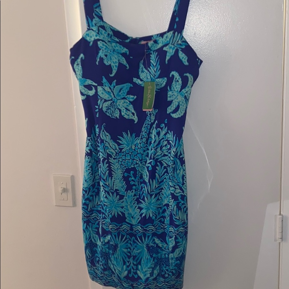 NWT fits like a 10- 12